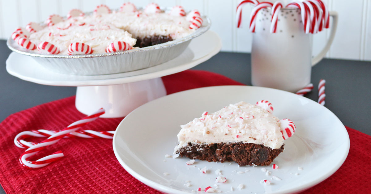 Candy Cane Brownie Pie