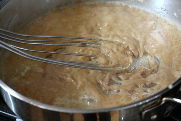 How to Make a Roux - Caramel 