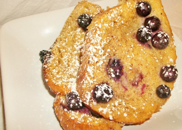 slow cooker blueberry french toast