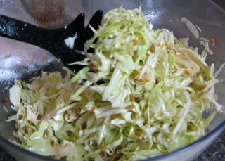 crunchy asian coleslaw