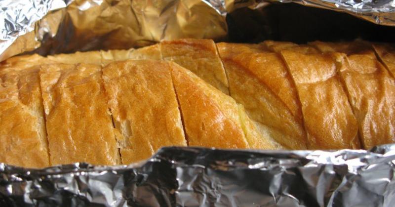 Easy Garlic Bread - Ready to Eat