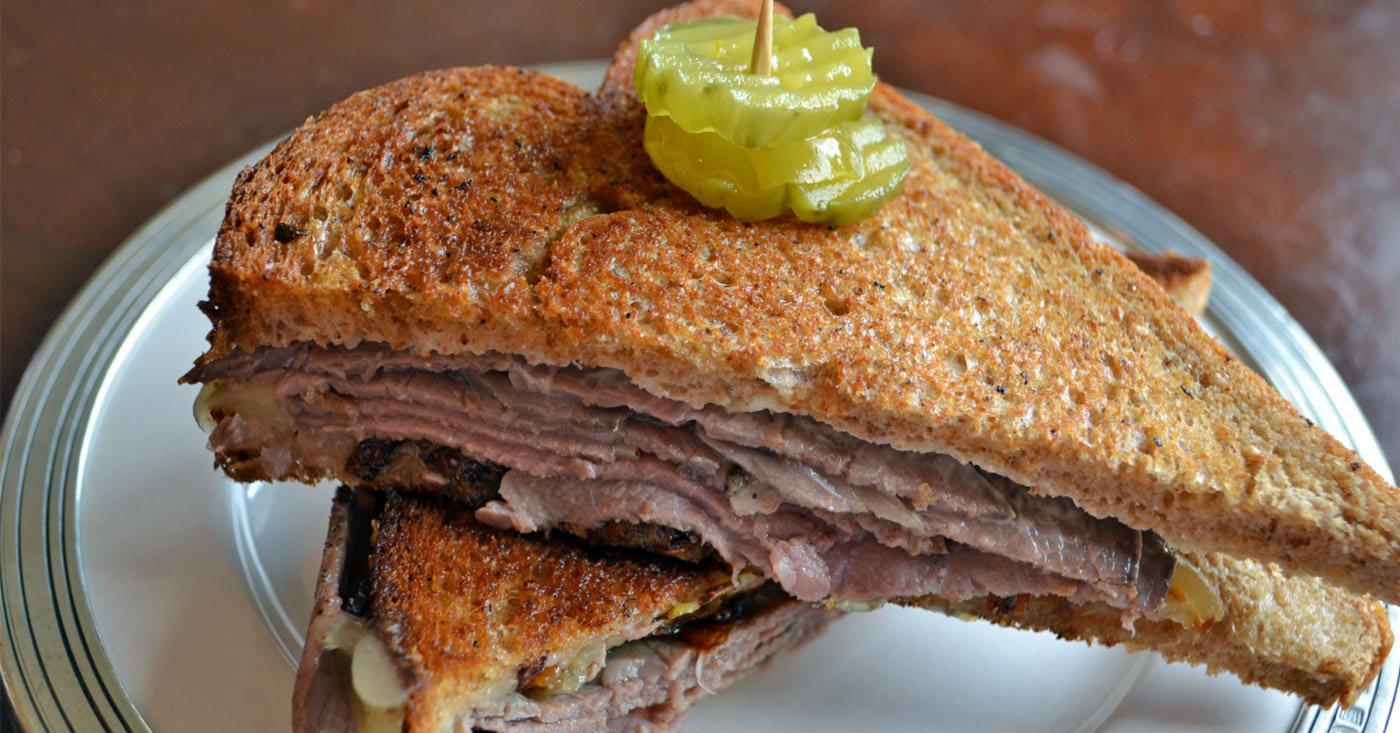 Better Than the Freezer Aisle: Mock Lean Cuisine Philly Steak and Cheese Panini - Lunch Version | On