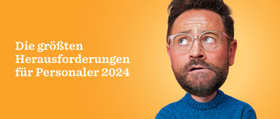 Herausforderungen Personal 2024, Mann mit Brille und besorgtem Ausdruck auf orangefarbenem Hintergrund