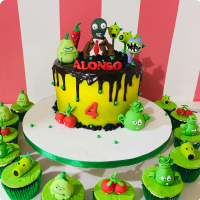 Alonso Plants Versus Zombies Custom Cake