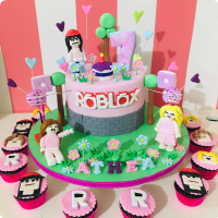 Charm S Cakes Roblox Custom Cakes - roblox theme cake for girl