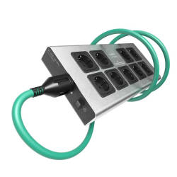 Isotek Corvus V5 gefilterte Netzleiste