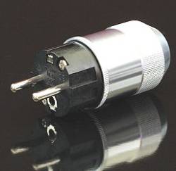 OYAIDE Schukostecker M1e