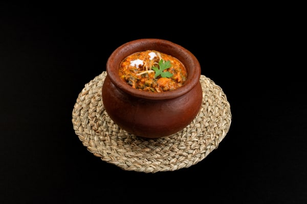 Veg Balti (semi-gravy)