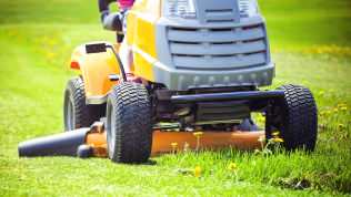 free lawn mowers