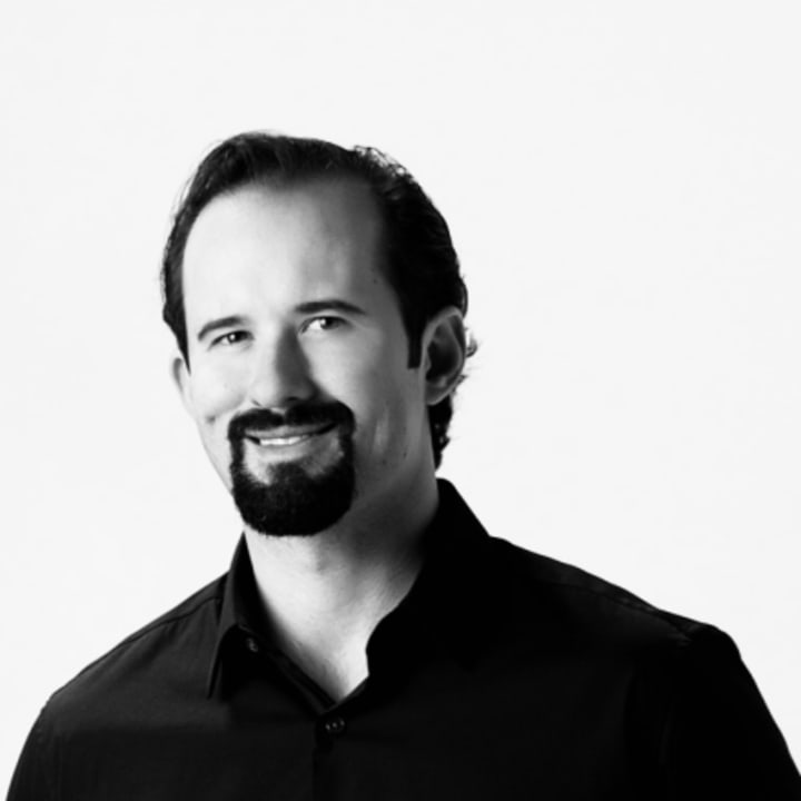 Portrait of Steve Muntean