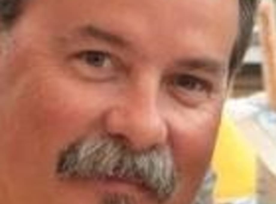 Dr. Lee Keyes
