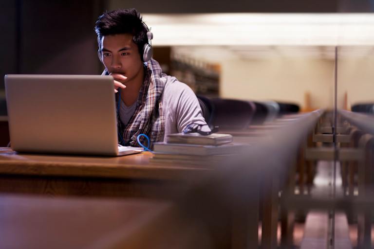Shhh! 10 NYC Libraries Students Secretly Love