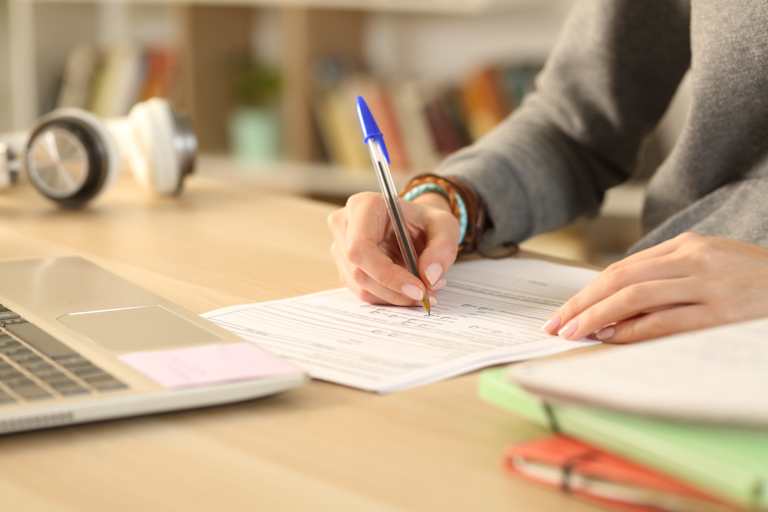 How to Write a Grad School Application Essay