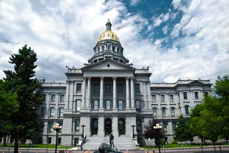 Picture of the Colorado state capitol in Denver, CO