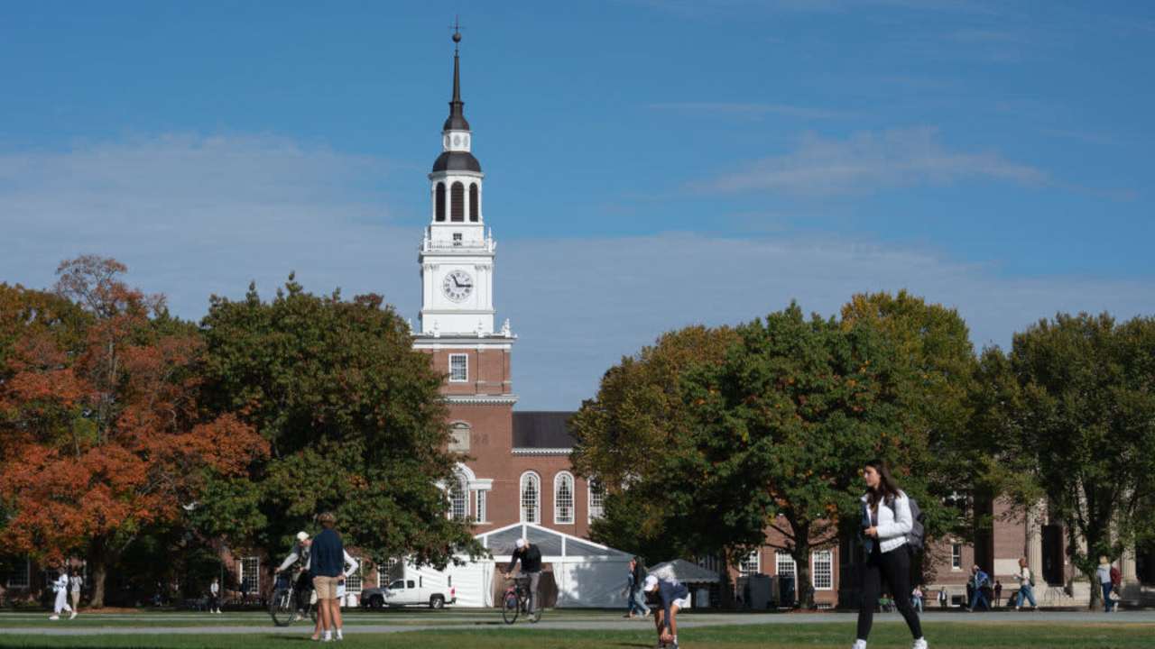 Baker-Berry Library on the campus of Dartmouth College in Hanover, New Hampshire, U.S.