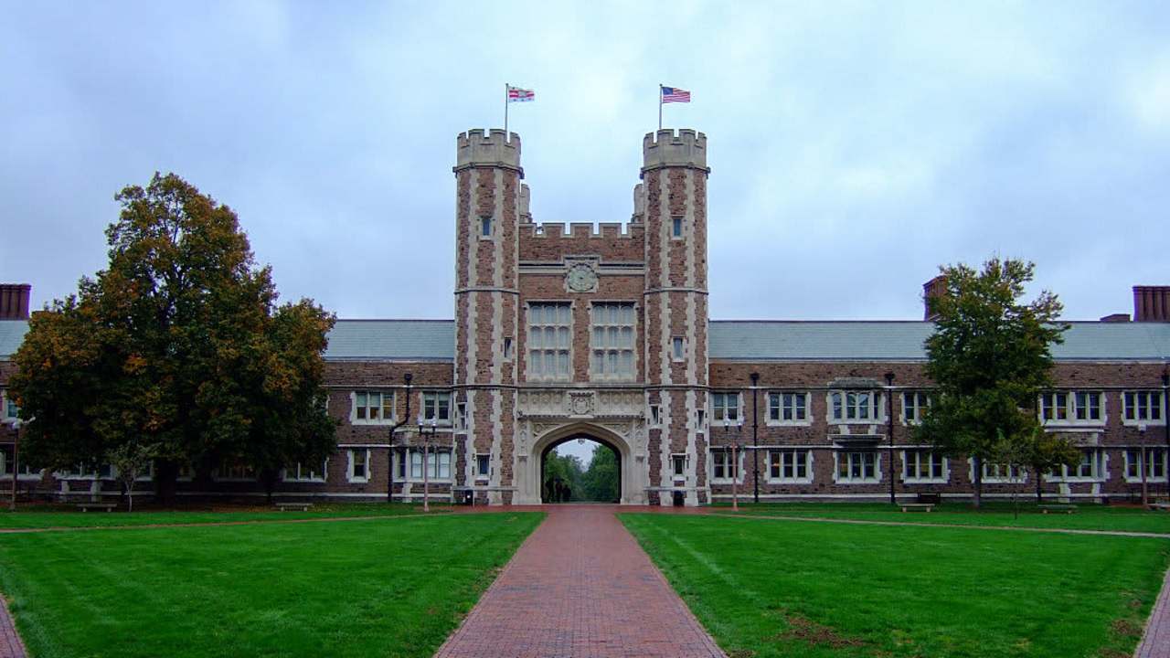 Brookings Hall - Washington University in St. Louis