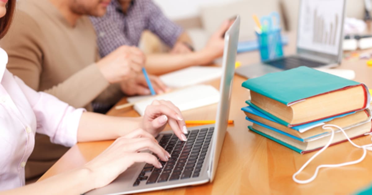 Best Online General Studies Degree Programs Bestcolleges<script async src=