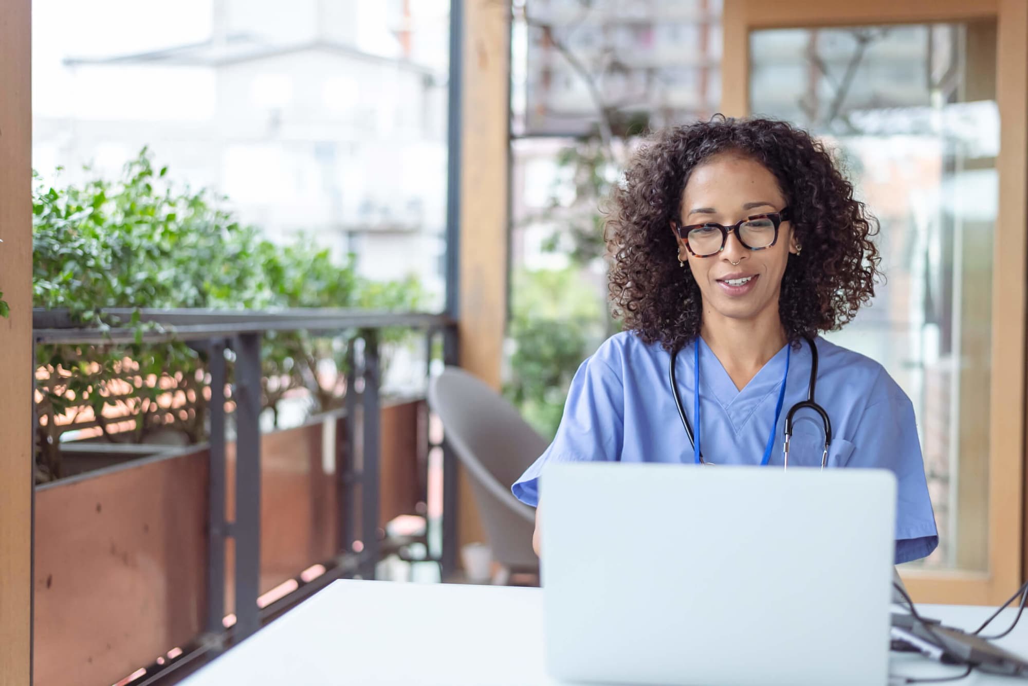 8 Reasons to Start a Career in Medical Billing and Coding