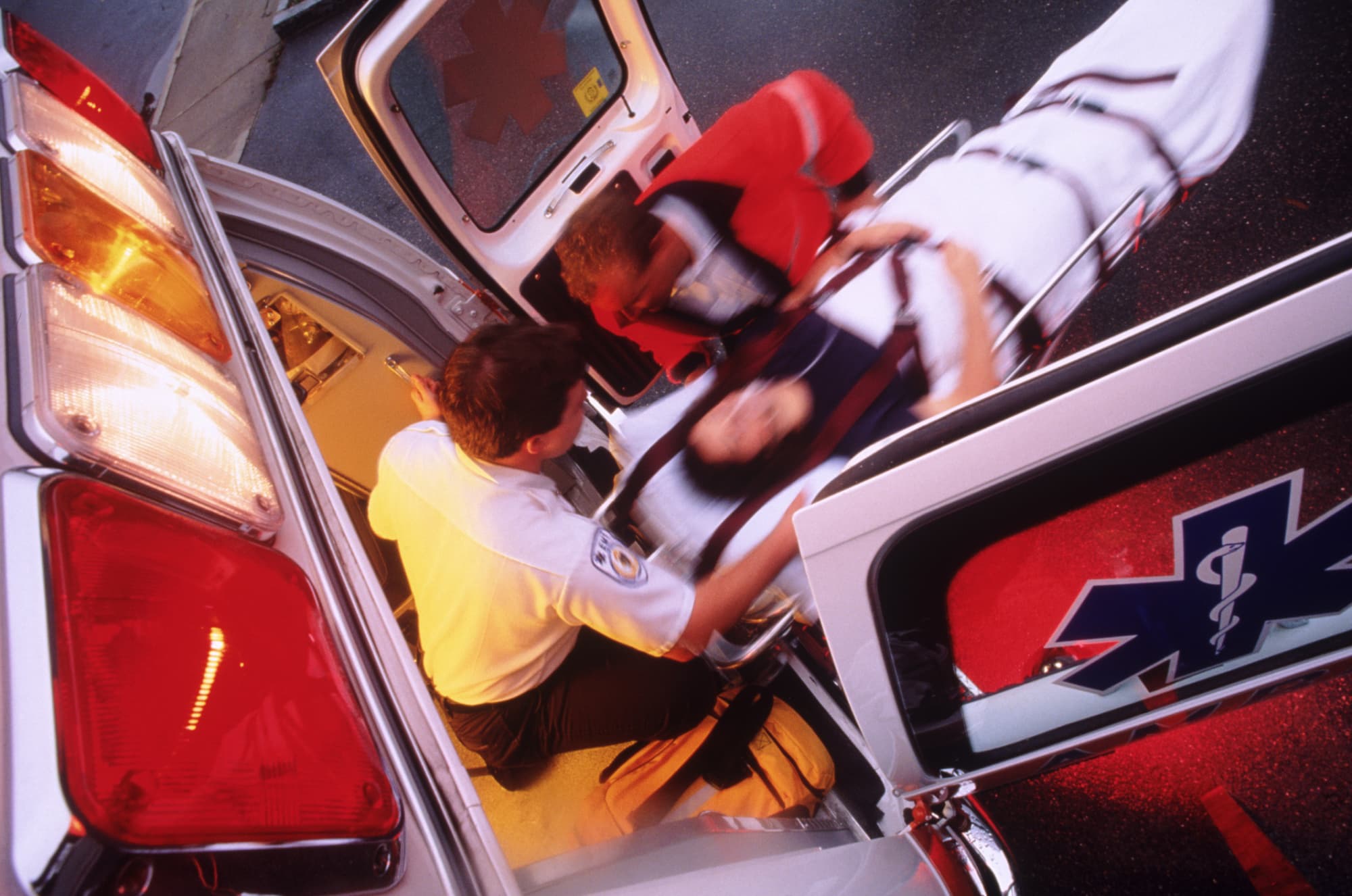 EMT vs. Paramedic: What’s the Difference?