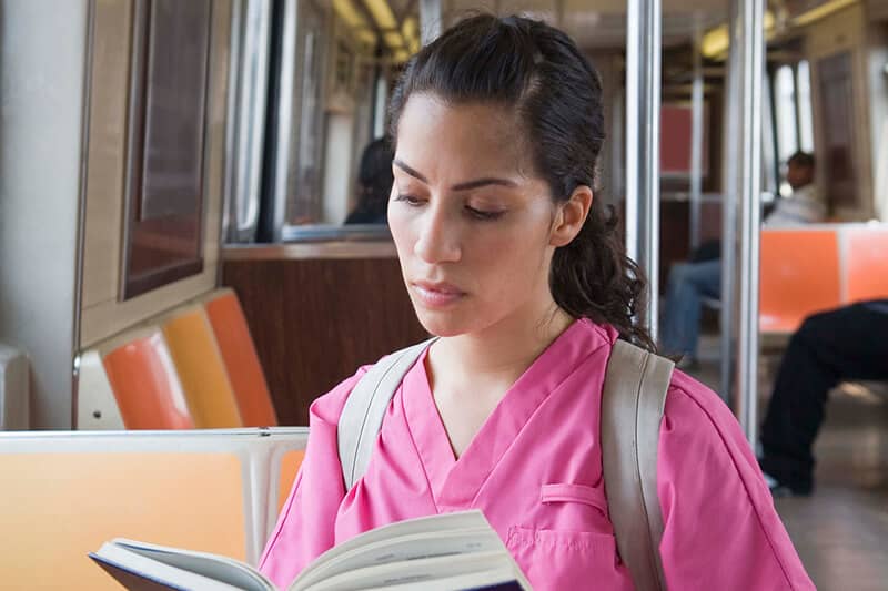 15 Books That Every Nurse Should Read