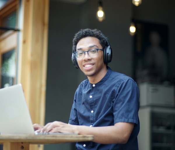 Online College and Students with Visual Impairments
