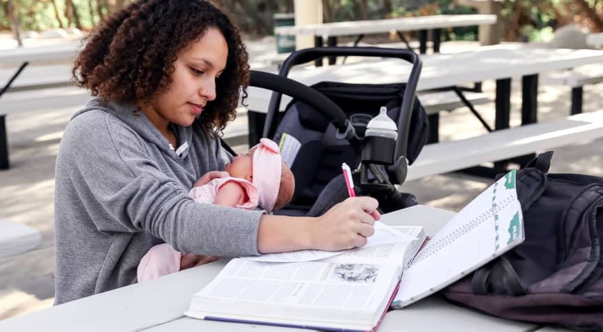 8 Tips for Balancing College, Work, and Childcare