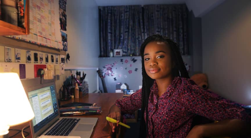 50 School Supplies Every College Student Needs
