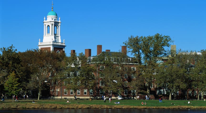 Do College Waitlists Favor the Wealthy?
