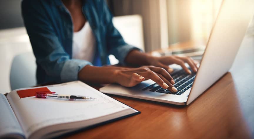 What to Know About Earning an Online Bachelor’s Degree