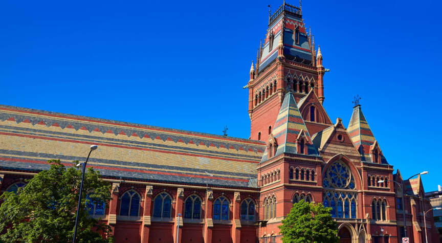 Should Endowments Influence Your College Decision?