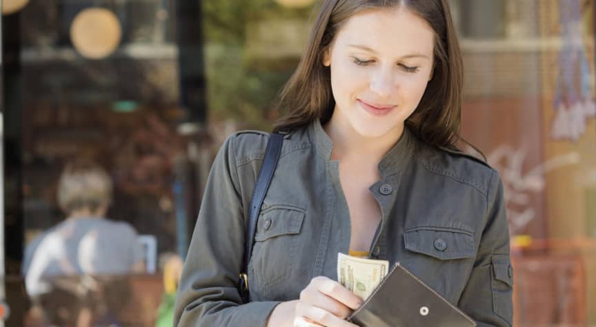 7 Useful Budgeting Tips for First-Year College Students