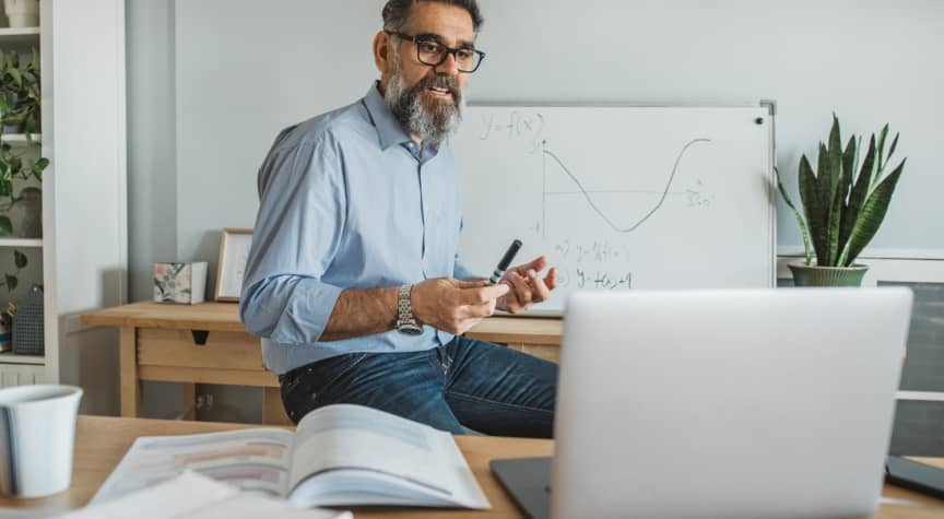 Preparing College Instructors to Teach Online