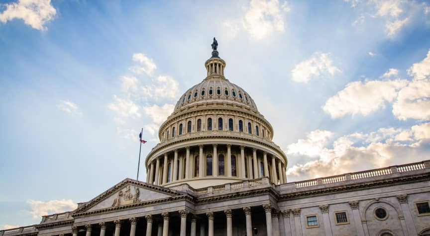 Senators Propose $15B Aid Package for Community College Students