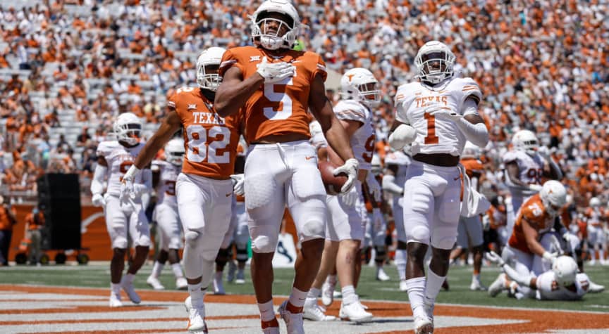 Texas and Oklahoma Seek to Quit Big 12, Shaking Up College Sports