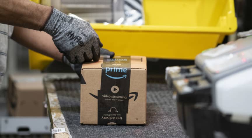 Amazon to Pay Full College Tuition for U.S.-Based Hourly Employees