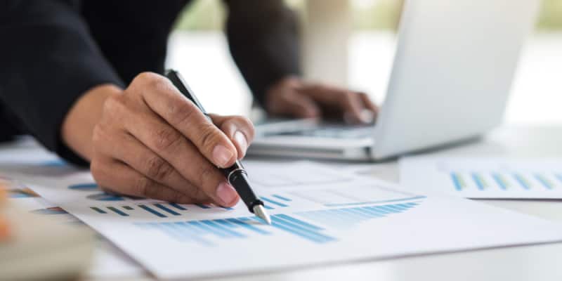 What can you do with an economics degree? | BestColleges.com What can you do with an economics degree? | BestColleges.com