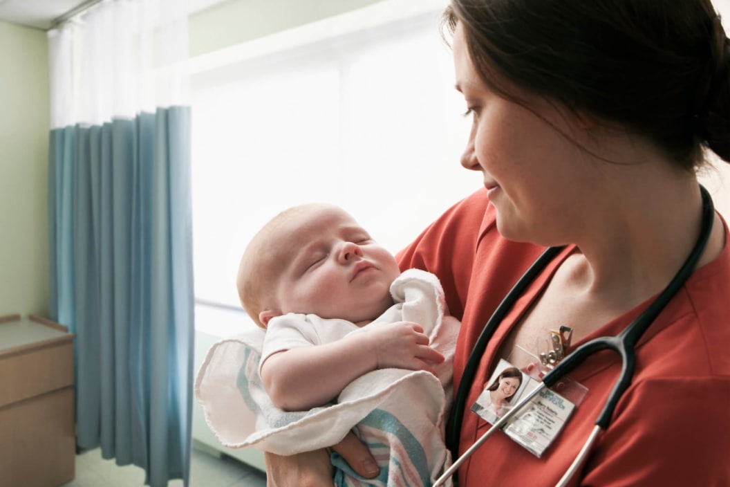 can nurse practitioners deliver babies in canada