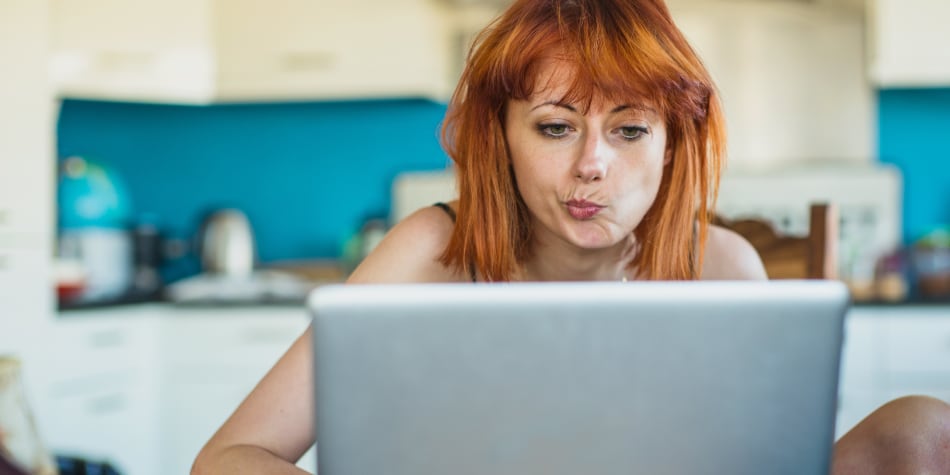 Learning how to write an email to a professor is an important college skill. Here, we've outlined some general rules, as well as some do's and don'ts of email etiquette.