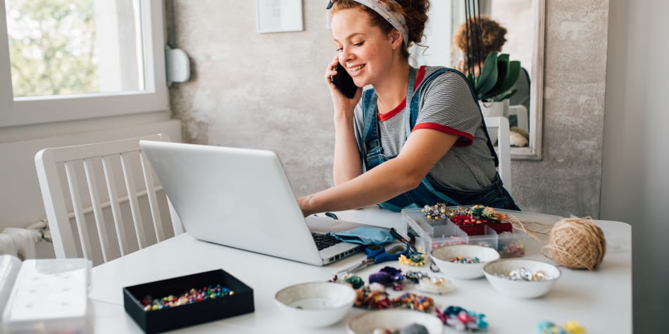 Many college students take on part-time gigs to earn extra money. These 33 side hustles can help students increase their cash flow — even during a pandemic.