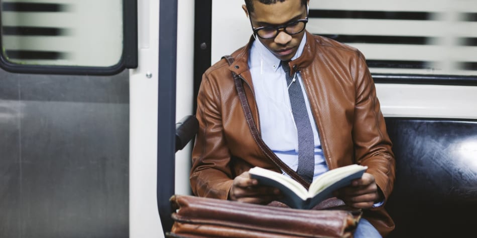 Whether you're majoring in business or thinking of becoming an entrepreneur, these 25 must-read business books can give you the tips you need to succeed.