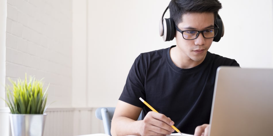 Learn about top GRE prep books, compare prices, and decide which study book is best for you.