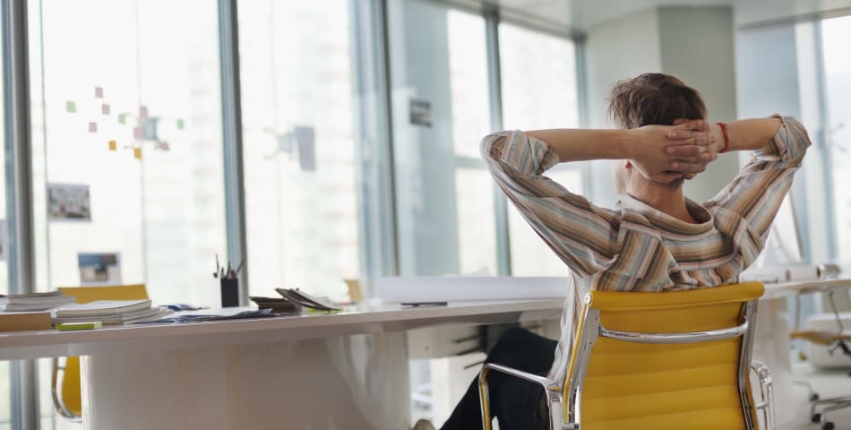 A new BestColleges survey reveals that, while most graduates think college is a good financial investment, most would change their majors if they could go back.