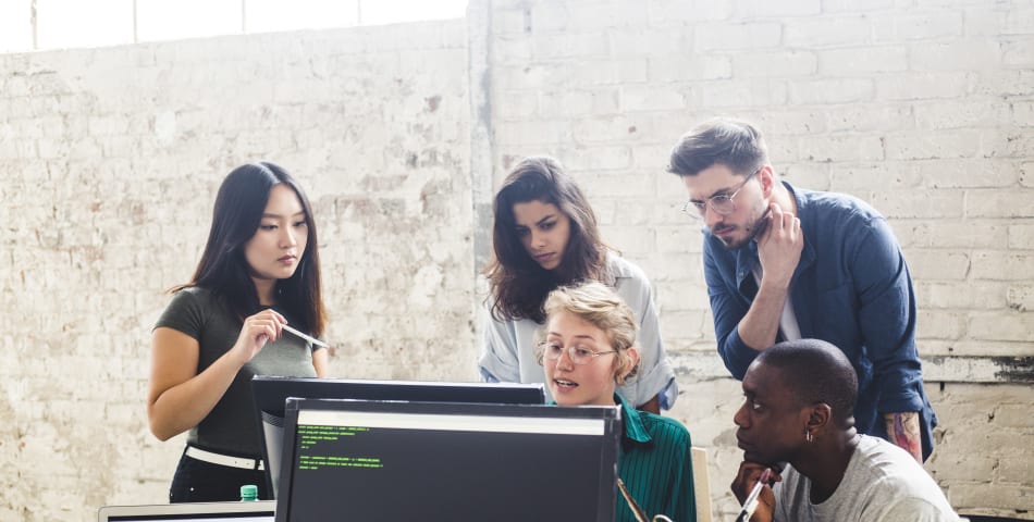 From space flight to computer science, women have made outstanding contributions to the tech industry. Learn about 10 women who pioneered tech.