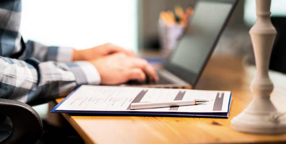 The Common Application allows students to apply to multiple colleges at once. Learn more about how to use the Common App and which universities accept it.