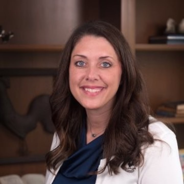 Portrait of Laura Varnell, School Business Consultant