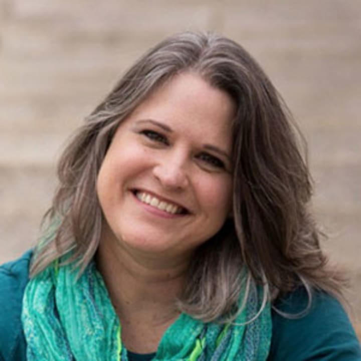 Portrait of Cindy Murphy, Retired Police Detective