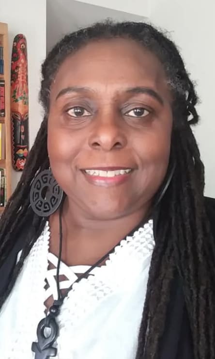 Học bổng dành cho sinh viên HBCU Chân dung Tiến sĩ Pamela “Safisha Nzingha” Hill, Ph.D.