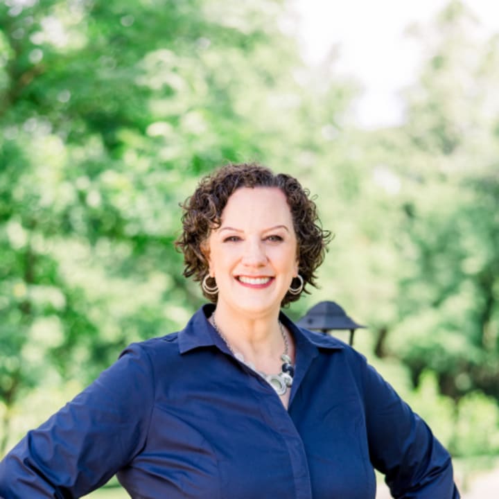 Portrait of Danica Copp, MSW, LICSW (Massachusetts)/LCSW (Virginia)