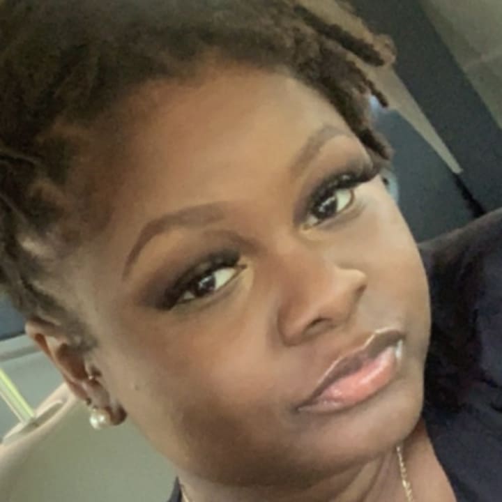 Portrait of Aisha Robinson
