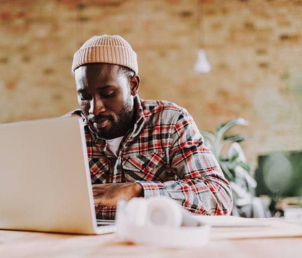 What Are the Benefits of Online Education?